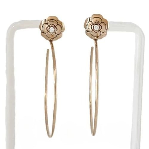 Box CHANEL Camellia Diamond Rose Gold 18K Stud Earrings with Original: Box CHANEL Camellia Diamond Rose Gold 18K Stud Earrings with Original This listing features Box CHANEL Camellia Diamond Rose Gold 18K Stud Earrings with Original. Item specifics are provided below. 