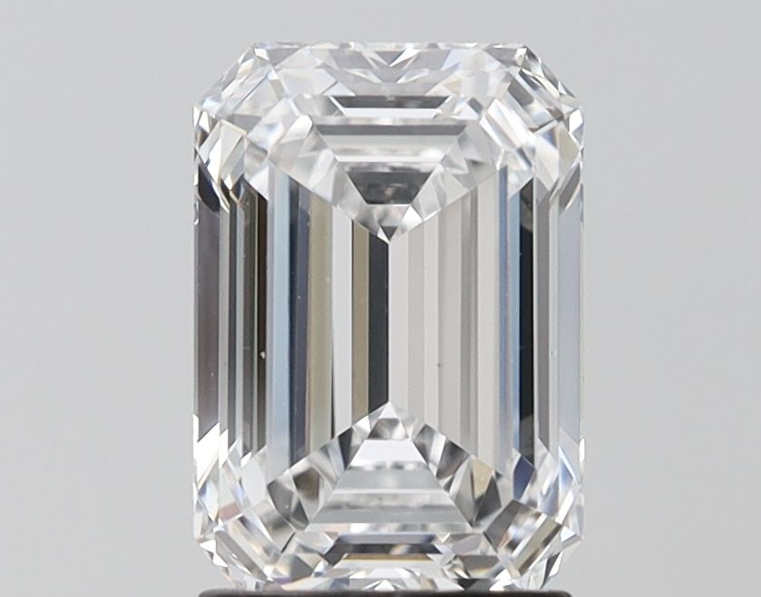 Loose Lab Diamond - IGI Emerald 2.08ct D VVS1: Loose Lab Diamond - IGI Emerald 2.08ct D VVS1 This listing features Loose Lab Diamond - IGI Emerald 2.08ct D VVS1. Item specifics are provided below. Item Specifics: Source: This Is A Real Diamond