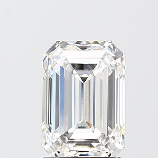 Loose Lab Diamond - IGI Emerald 2.08ct E VVS2: Loose Lab Diamond - IGI Emerald 2.08ct E VVS2 This listing features Loose Lab Diamond - IGI Emerald 2.08ct E VVS2. Item specifics are provided below. Item Specifics: Source: This Is A Real Diamond