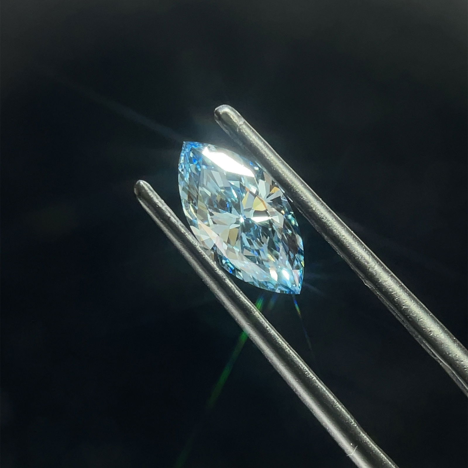 Loose Lab Diamond - Marquise 1.08ct Blue VS2 (1 of 1)