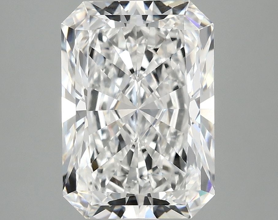 Loose Lab Diamond - IGI Radiant 3.09ct D VVS2: Loose Lab Diamond - IGI Radiant 3.09ct D VVS2 This listing features Loose Lab Diamond - IGI Radiant 3.09ct D VVS2. Item specifics are provided below. Item Specifics: Source: This Is A Real Diamond Gro