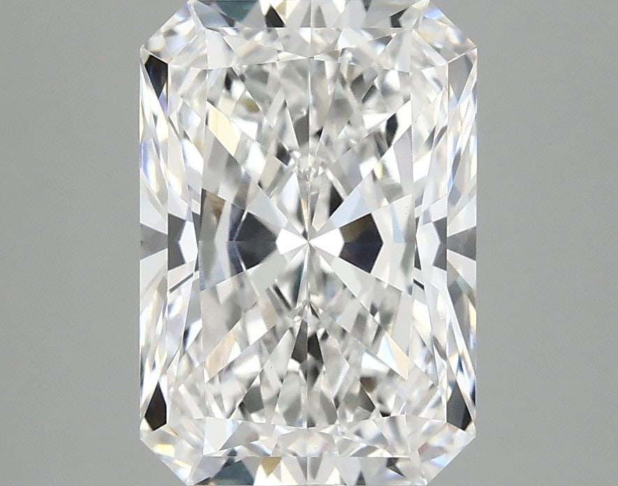 Loose Lab Diamond - IGI Radiant 3.1ct E VS1 (1 of 1)