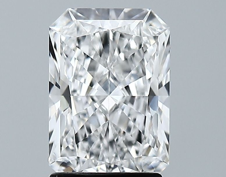 Loose Lab Diamond - GIA Radiant 2.0ct E VVS1: Loose Lab Diamond - GIA Radiant 2.0ct E VVS1 This listing features Loose Lab Diamond - GIA Radiant 2.0ct E VVS1. Item specifics are provided below. Item Specifics: Source: This Is A Real Diamond Grown