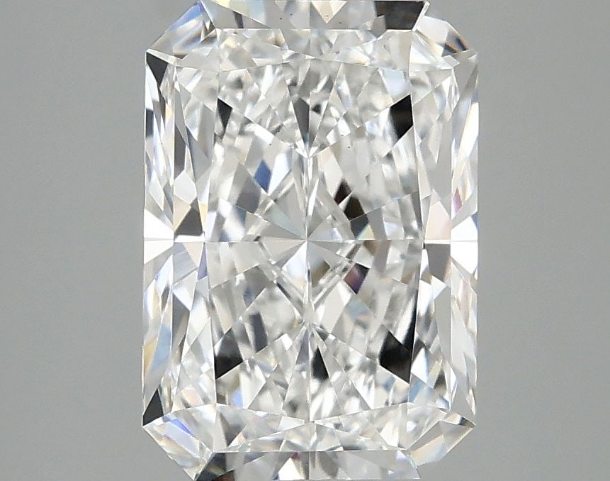 Loose Lab Diamond - IGI Radiant 3.02ct E VS1: Loose Lab Diamond - IGI Radiant 3.02ct E VS1 This listing features Loose Lab Diamond - IGI Radiant 3.02ct E VS1. Item specifics are provided below. Item Specifics: Source: This Is A Real Diamond