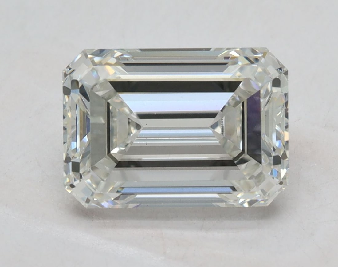 Loose Lab Diamond - IGI Emerald 1.93ct F VS1: Loose Lab Diamond - IGI Emerald 1.93ct F VS1 This listing features Loose Lab Diamond - IGI Emerald 1.93ct F VS1. Item specifics are provided below. Item Specifics: Source: This Is A Real Diamond