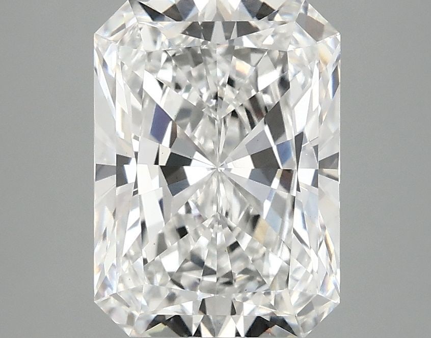 Loose Lab Diamond - IGI Radiant 2.88ct E VS1: Loose Lab Diamond - IGI Radiant 2.88ct E VS1 This listing features Loose Lab Diamond - IGI Radiant 2.88ct E VS1. Item specifics are provided below. Item Specifics: Source: This Is A Real Diamond