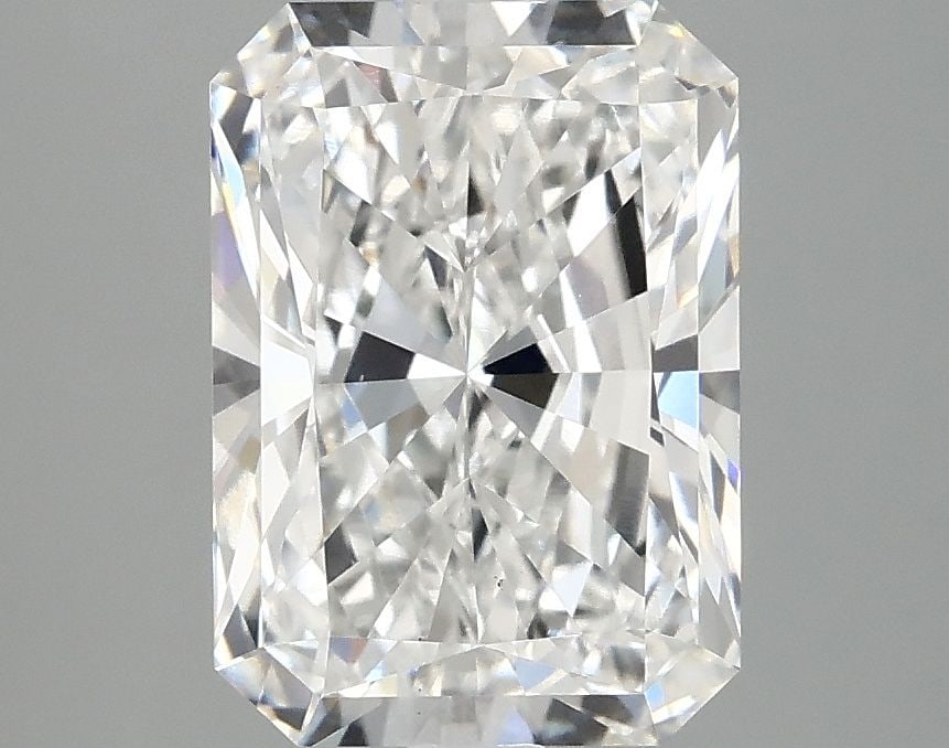 Loose Lab Diamond - IGI Radiant 3.07ct E VS1: Loose Lab Diamond - IGI Radiant 3.07ct E VS1 This listing features Loose Lab Diamond - IGI Radiant 3.07ct E VS1. Item specifics are provided below. Item Specifics: Source: This Is A Real Diamond Grown