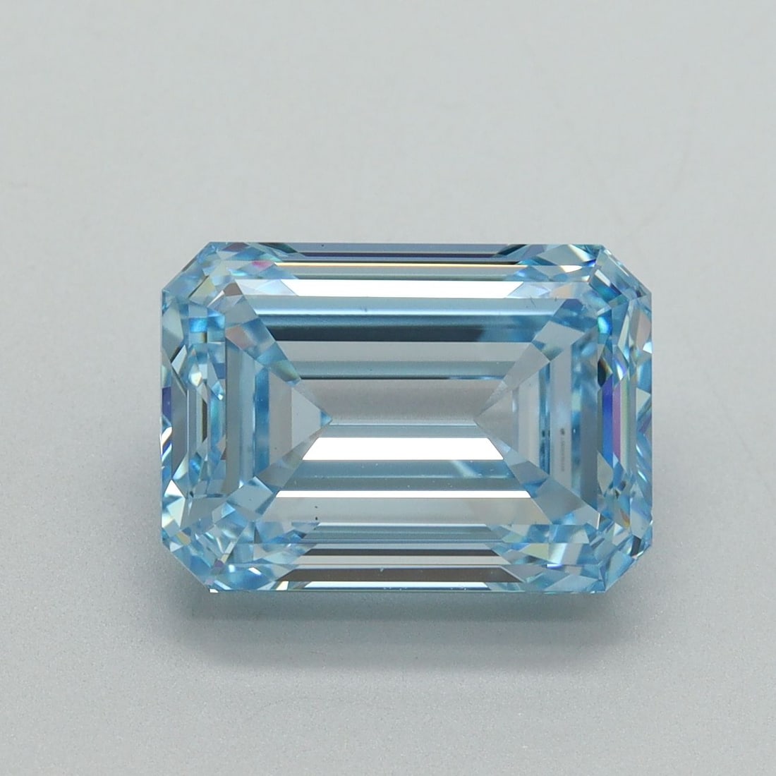 Loose Lab Diamond - IGI Emerald 5.0ct Fancy Intense Blue VS2: Loose Lab Diamond - IGI Emerald 5.0ct Fancy Intense Blue VS2 This listing features Loose Lab Diamond - IGI Emerald 5.0ct Fancy Intense Blue VS2. Item specifics are provided below. Item Specifics: Sour