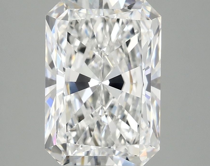 Loose Lab Diamond - IGI Radiant 3.1ct E VS1 (1 of 1)