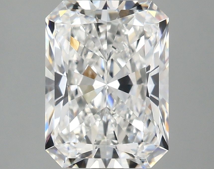 Loose Lab Diamond - IGI Radiant 3.1ct E VS1 (1 of 1)