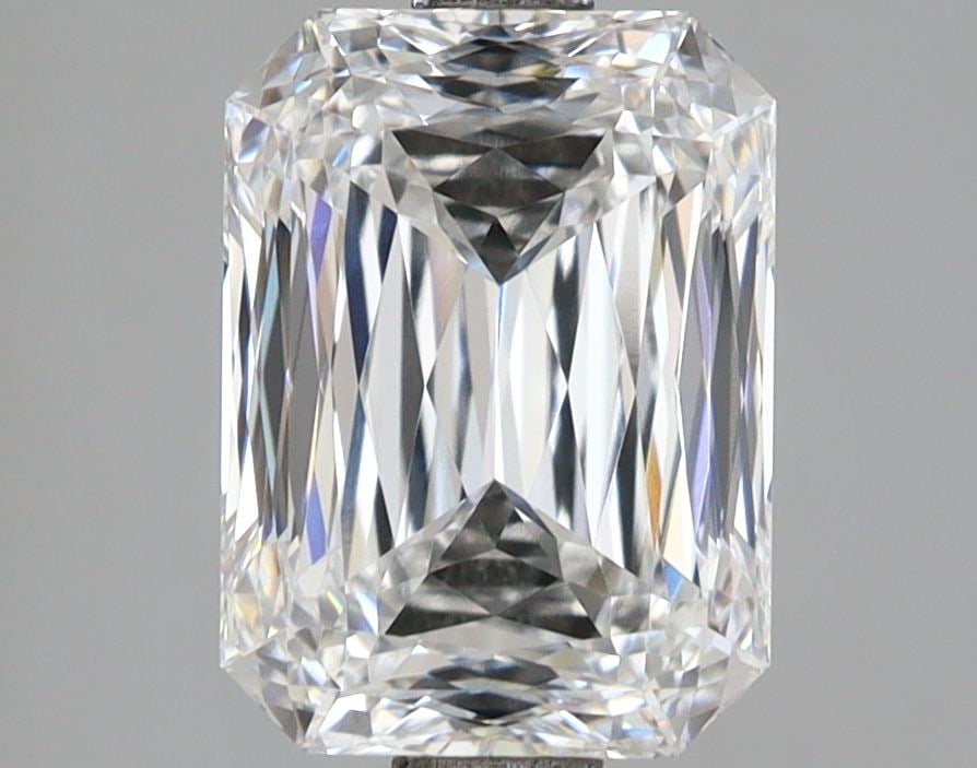 Loose Lab Diamond - IGI Radiant 3.02ct E VVS1: Loose Lab Diamond - IGI Radiant 3.02ct E VVS1 This listing features Loose Lab Diamond - IGI Radiant 3.02ct E VVS1. Item specifics are provided below. Item Specifics: Source: This Is A Real Diamond