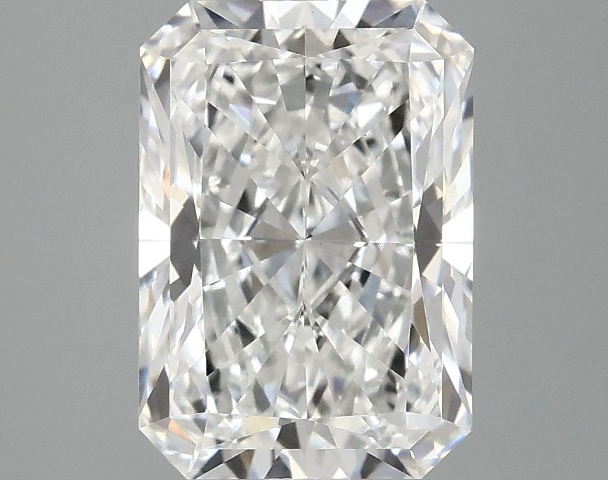 Loose Lab Diamond - IGI Radiant 3.05ct E VS1: Loose Lab Diamond - IGI Radiant 3.05ct E VS1 This listing features Loose Lab Diamond - IGI Radiant 3.05ct E VS1. Item specifics are provided below. Item Specifics: Source: This Is A Real Diamond Grown