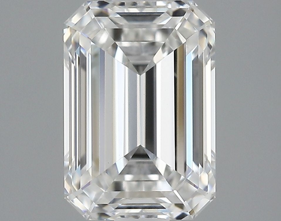 Loose Lab Diamond - IGI Emerald 1.25ct E VVS2: Loose Lab Diamond - IGI Emerald 1.25ct E VVS2 This listing features Loose Lab Diamond - IGI Emerald 1.25ct E VVS2. Item specifics are provided below. Item Specifics: Source: This Is A Real Diamond