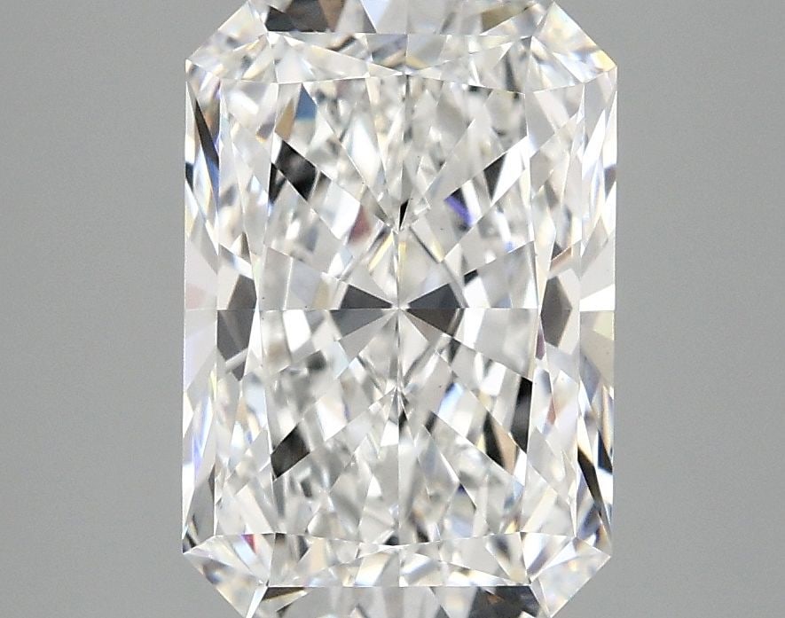 Loose Lab Diamond - IGI Radiant 3.09ct E VS1: Loose Lab Diamond - IGI Radiant 3.09ct E VS1 This listing features Loose Lab Diamond - IGI Radiant 3.09ct E VS1. Item specifics are provided below. Item Specifics: Source: This Is A Real Diamond