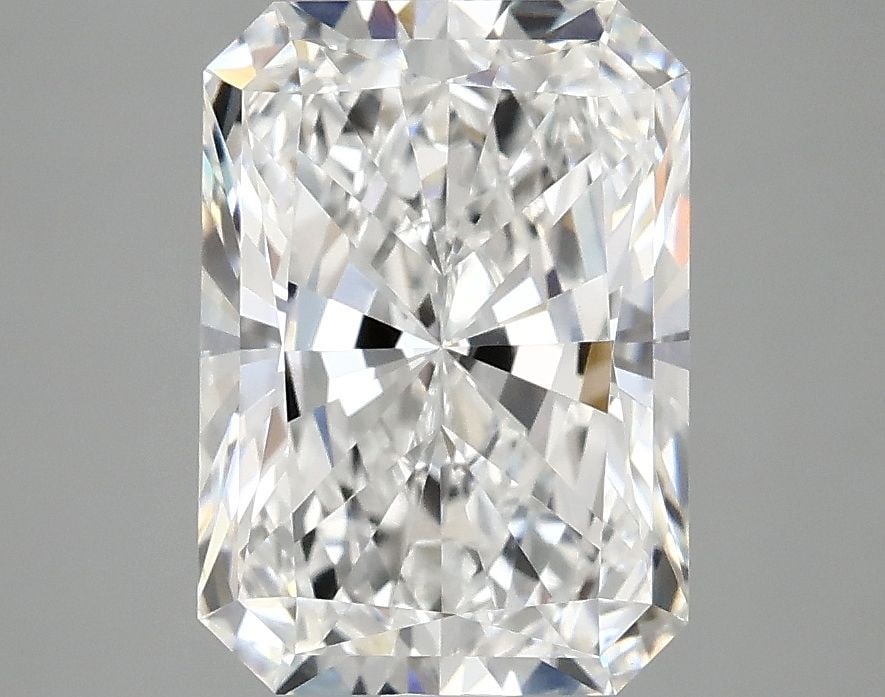 Loose Lab Diamond - IGI Radiant 3.1ct D VVS2: Loose Lab Diamond - IGI Radiant 3.1ct D VVS2 This listing features Loose Lab Diamond - IGI Radiant 3.1ct D VVS2. Item specifics are provided below. Item Specifics: Source: This Is A Real Diamond