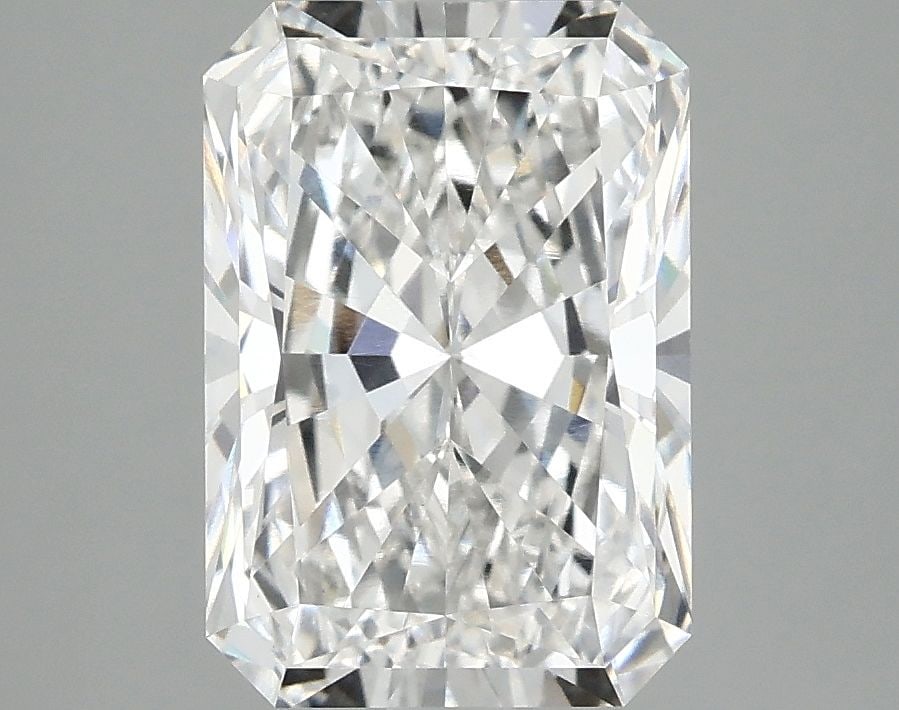 Loose Lab Diamond - IGI Radiant 3.05ct E VVS2: Loose Lab Diamond - IGI Radiant 3.05ct E VVS2 This listing features Loose Lab Diamond - IGI Radiant 3.05ct E VVS2. Item specifics are provided below. Item Specifics: Source: This Is A Real Diamond