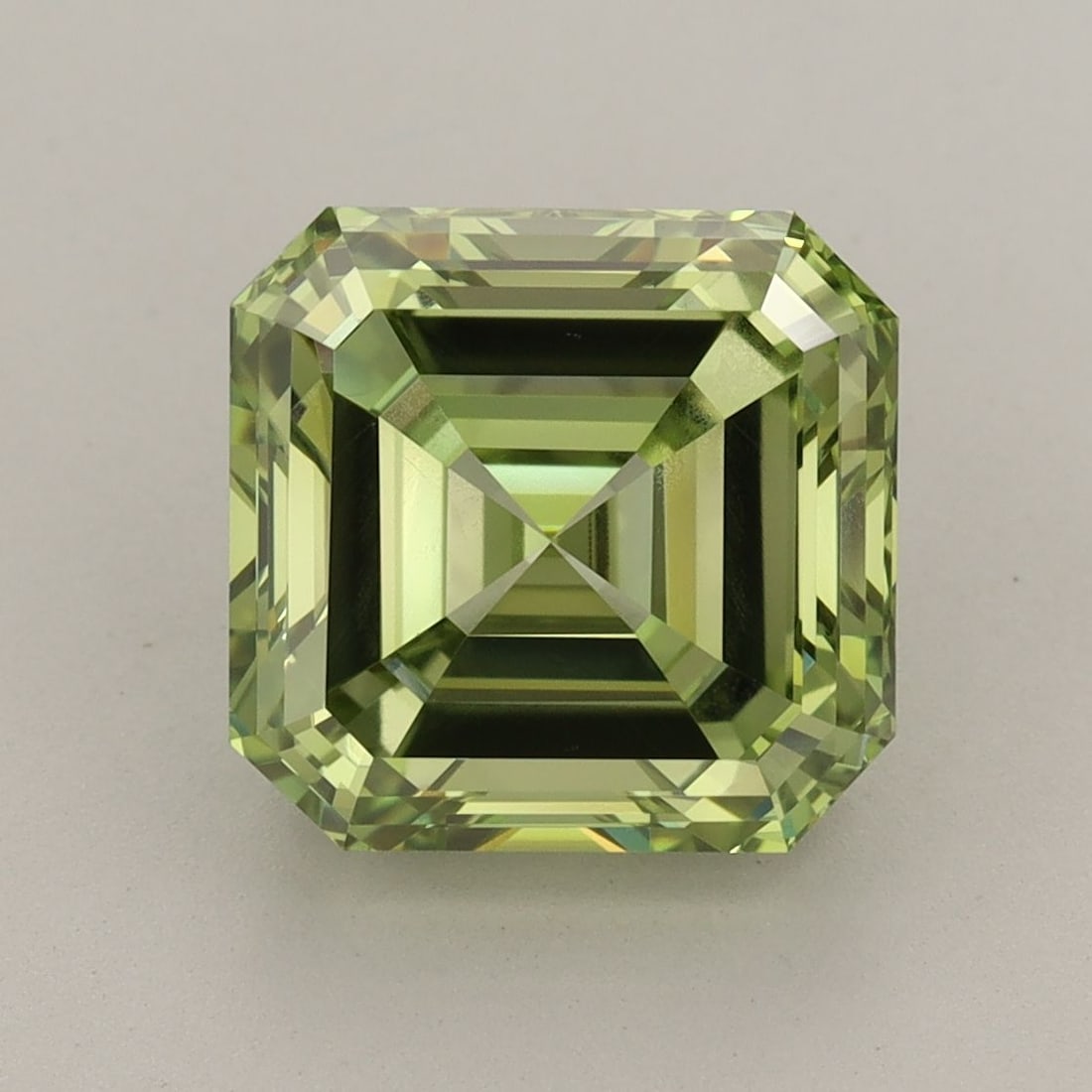 Loose Lab Diamond - IGI Asscher 4.8ct Fancy Vivid Green VVS2: Loose Lab Diamond - IGI Asscher 4.8ct Fancy Vivid Green VVS2 This listing features Loose Lab Diamond - IGI Asscher 4.8ct Fancy Vivid Green VVS2. Item specifics are provided below. Item Specifics: