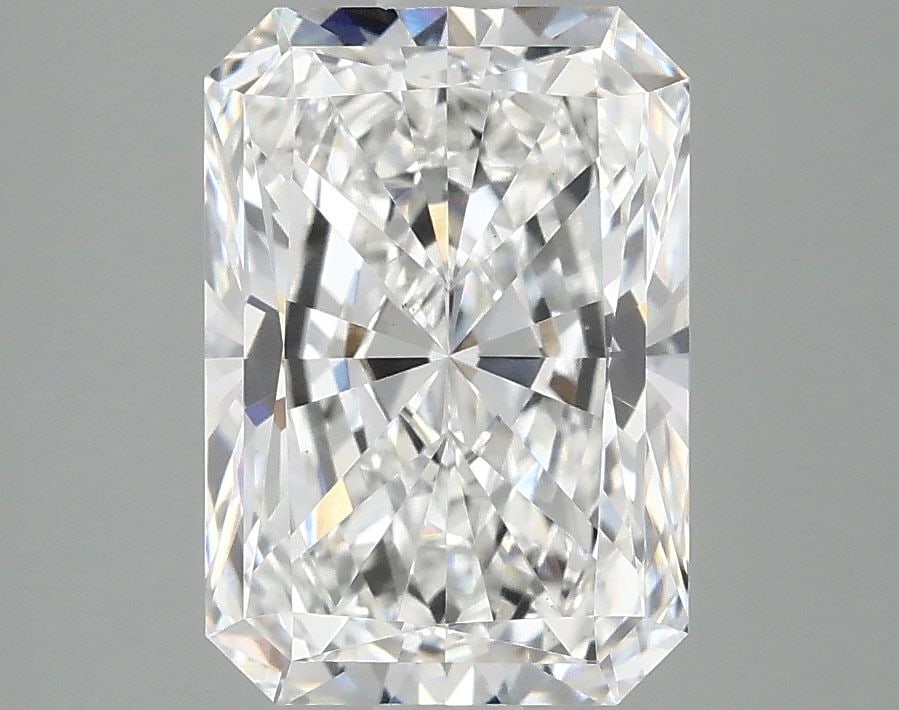 Loose Lab Diamond - IGI Radiant 3.1ct E VS1 (1 of 1)
