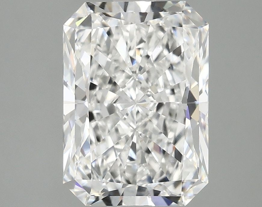 Loose Lab Diamond - IGI Radiant 3.1ct E VS1 (1 of 1)