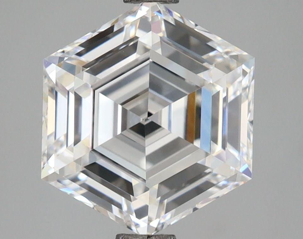 Loose Lab Diamond - IGI Hexagonal 3.57ct D VVS2: Loose Lab Diamond - IGI Hexagonal 3.57ct D VVS2 This listing features Loose Lab Diamond - IGI Hexagonal 3.57ct D VVS2. Item specifics are provided below. Item Specifics: Source: This Is A Real Diamond