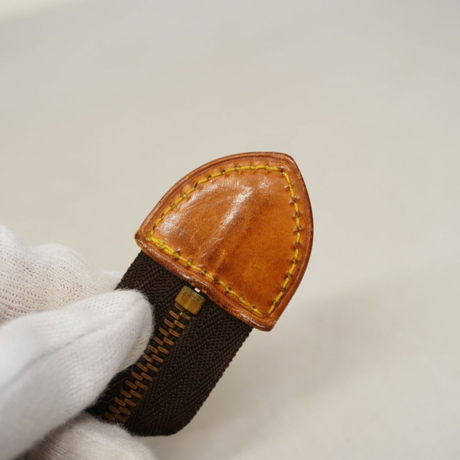 Pouch Louis Vuitton - 8