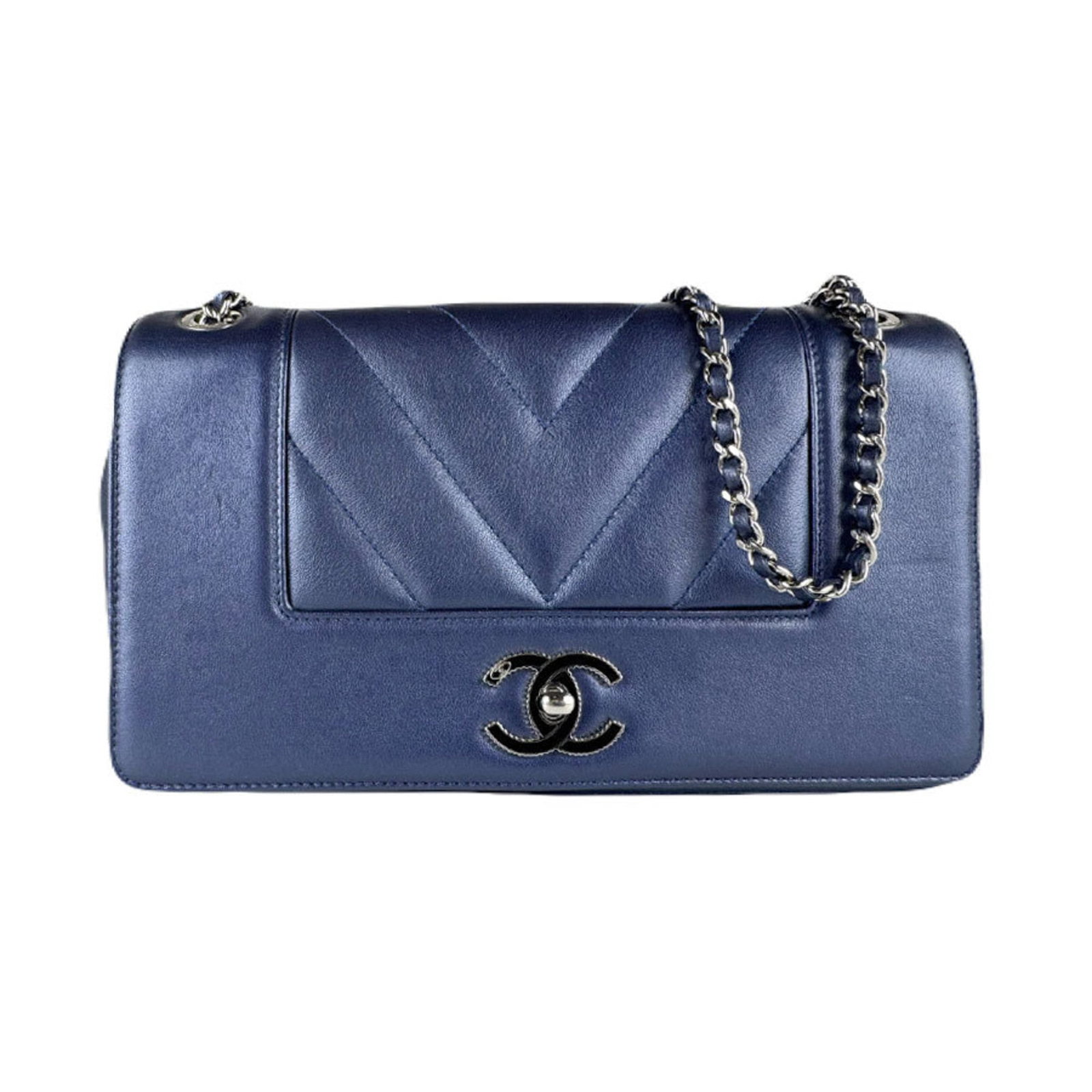 Leather Chanel Shoulder Bag: Leather Chanel Shoulder Bag This listing features Leather Chanel Shoulder Bag. Item specifics are provided below. Item Specifics: Brand: Chanel Type: Shoulder Bag Material: Leather Color: Metallic