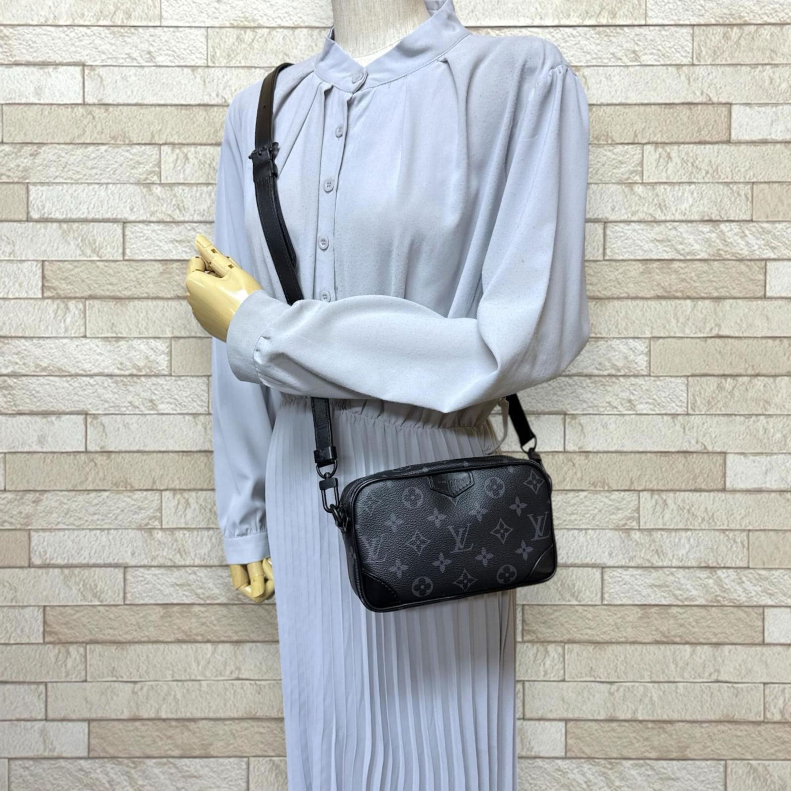 Eclipse Louis Vuitton Shoulder Bag Monogram - 2