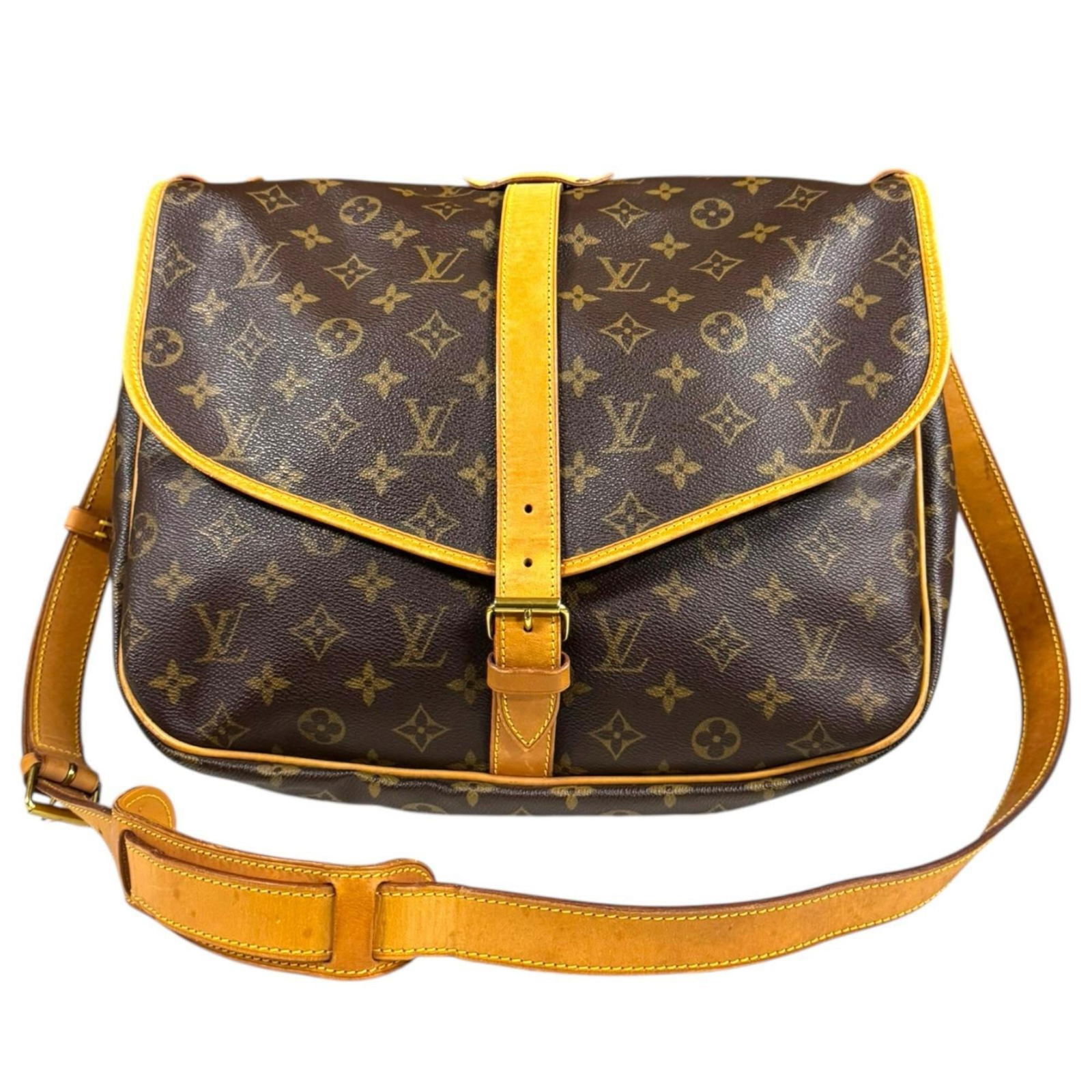Monogram Louis Vuitton Shoulder Bag: Monogram Louis Vuitton Shoulder Bag This listing features Monogram Louis Vuitton Shoulder Bag. Item specifics are provided below. Item Specifics: Brand: Louis Vuitton Type: Shoulder Bag Material: