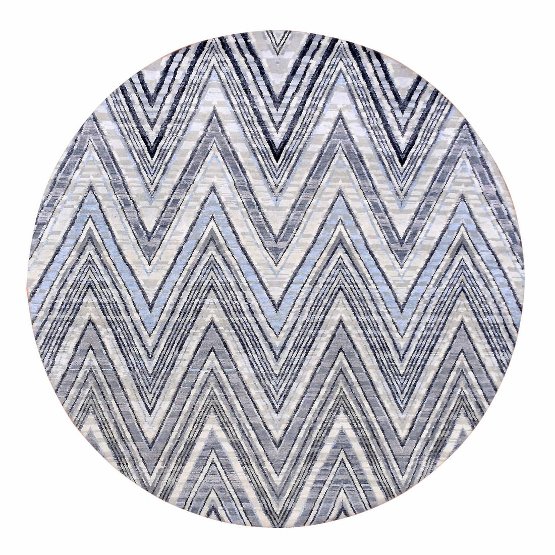Rug 6'x6' Round Chevron Design Wool and Pure Silk Hand Knotted Ivory: Rug 6'x6' Round Chevron Design Wool and Pure Silk Hand Knotted Ivory This listing features Rug 6'x6' Round Chevron Design Wool and Pure Silk Hand Knotted Ivory. Item specifics are provided below. 