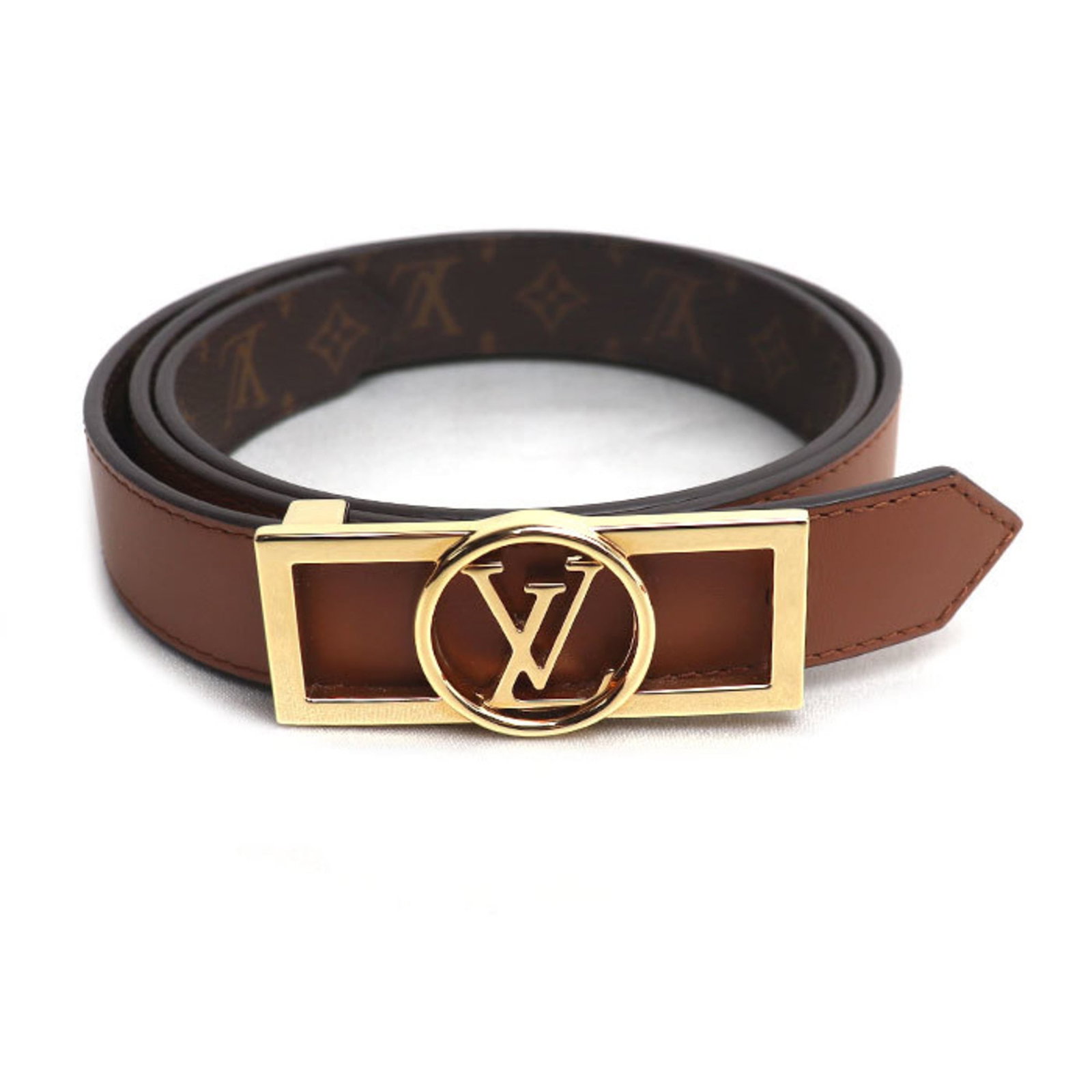 Belt Louis Vuitton Standard: Belt Louis Vuitton Standard This listing features Belt Louis Vuitton Standard. Item specifics are provided below. Item Specifics: Brand: Louis Vuitton Type: Standard Belt Gender: Women Material (Strap