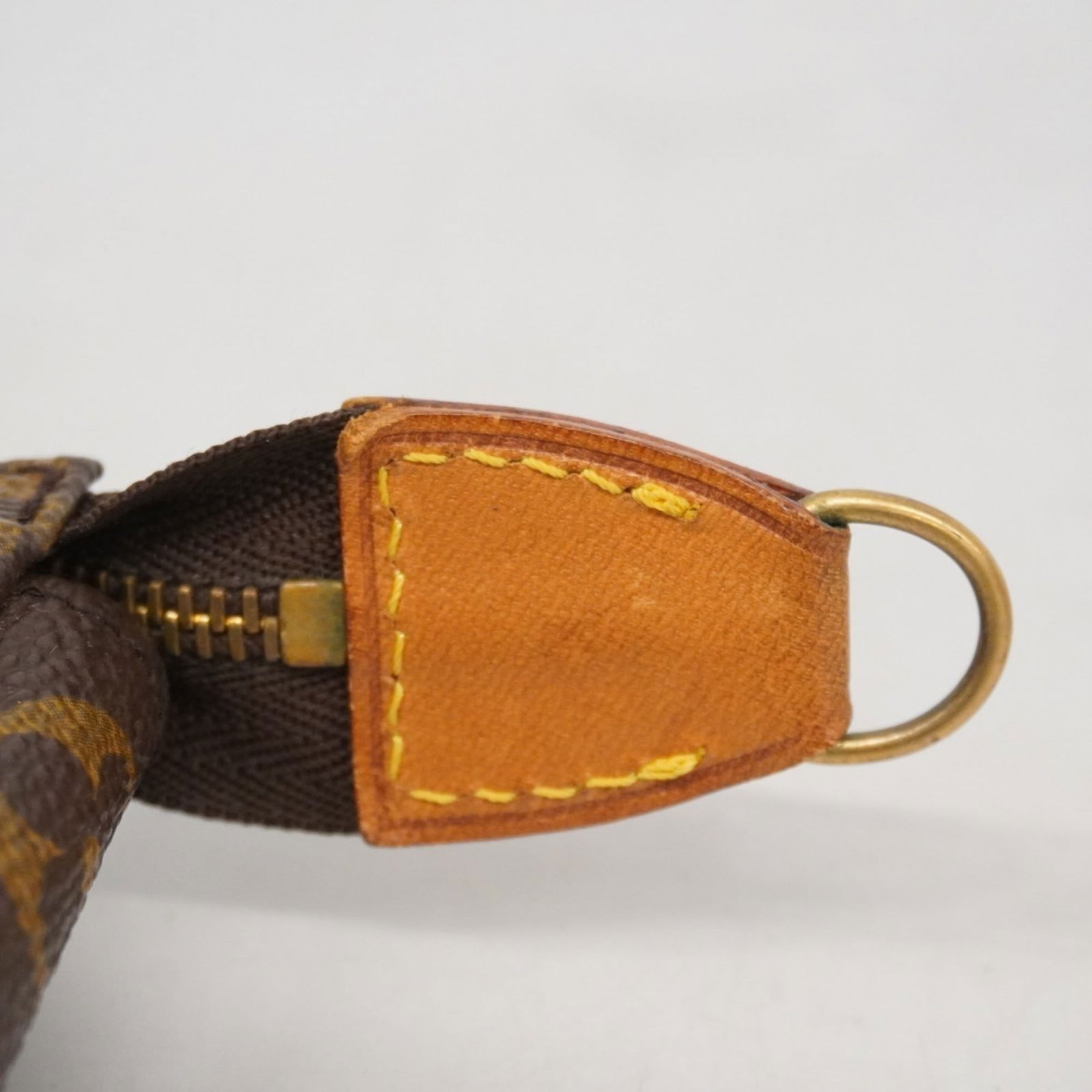 Pouch Louis Vuitton - 7