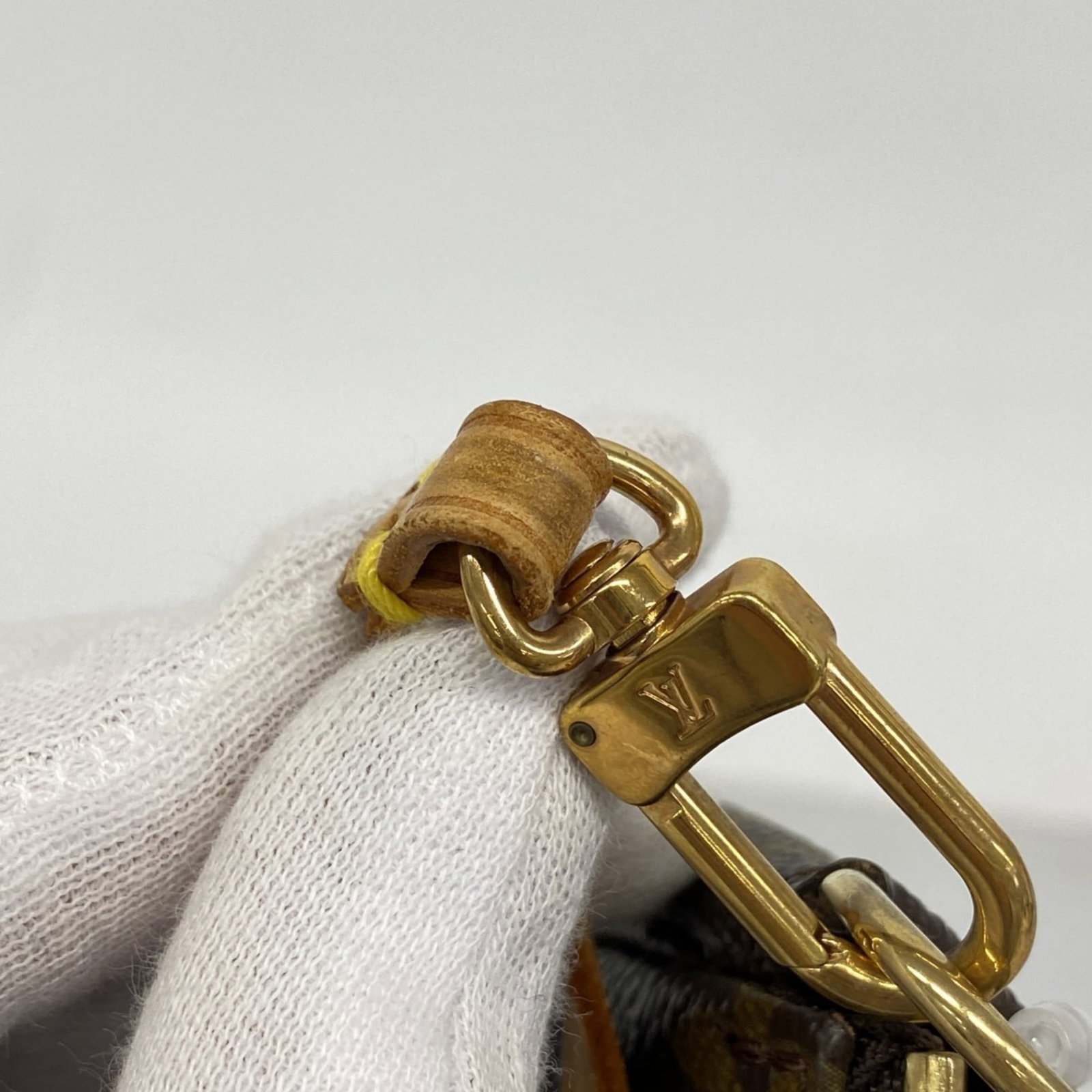 Pouch Louis Vuitton - 11
