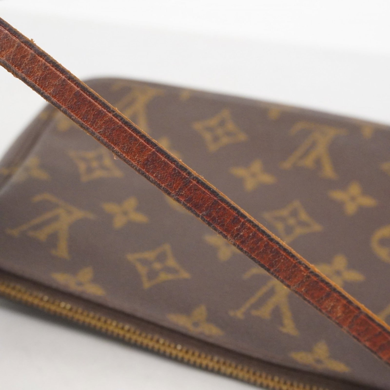 Pouch Louis Vuitton - 14