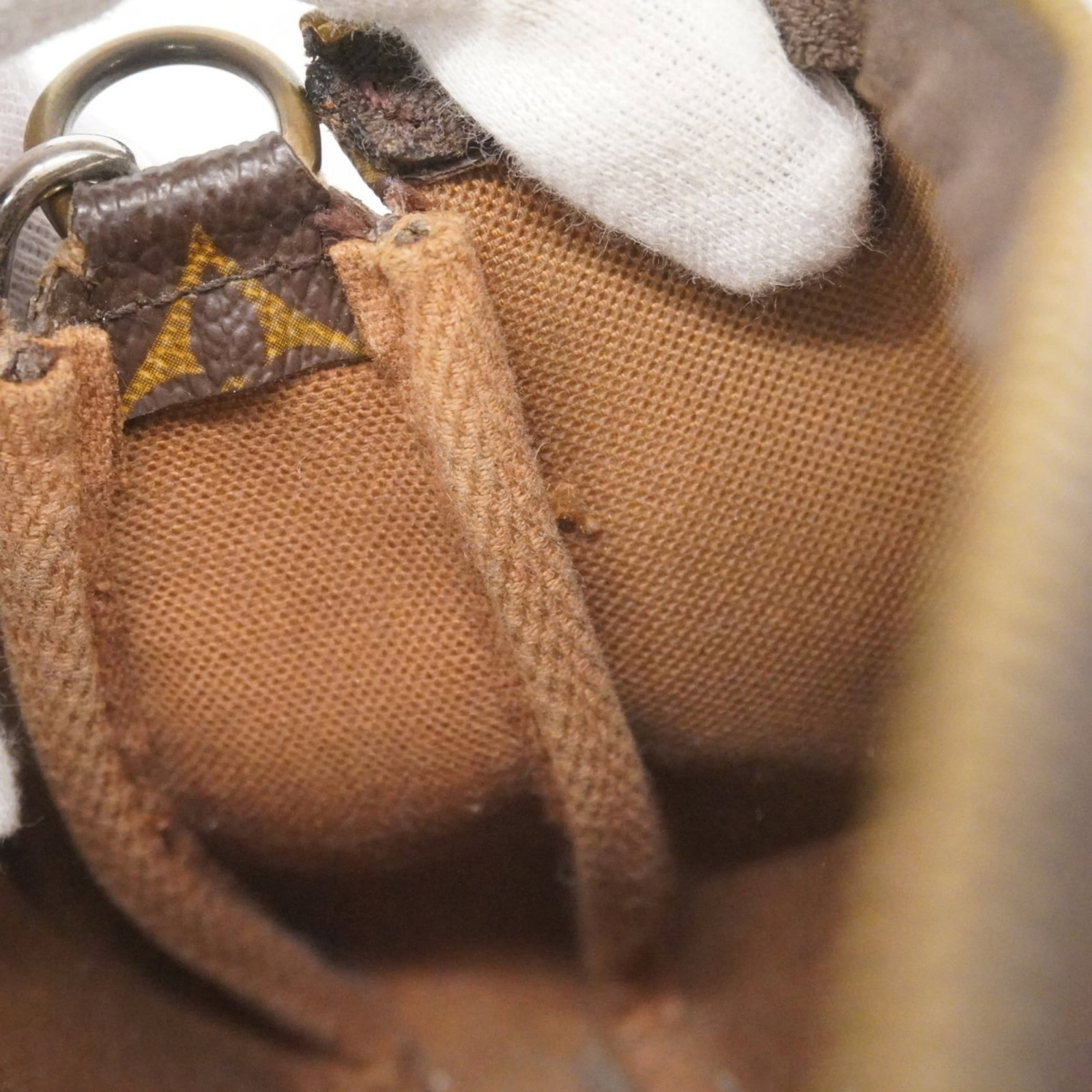 Pouch Louis Vuitton - 15