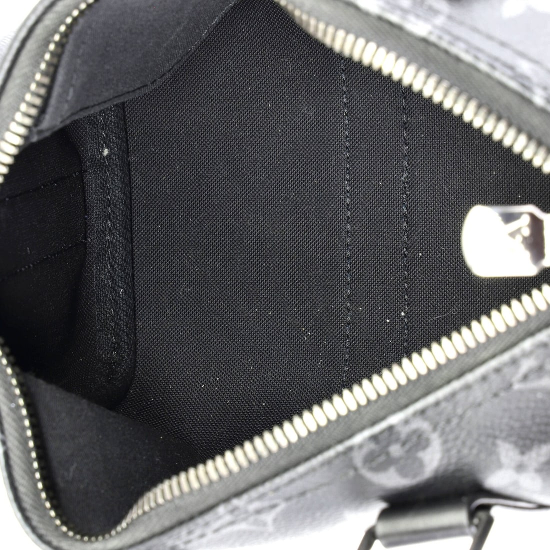 Canvas Louis Vuitton City Keepall Bag Reverse Monogram Eclipse - 5