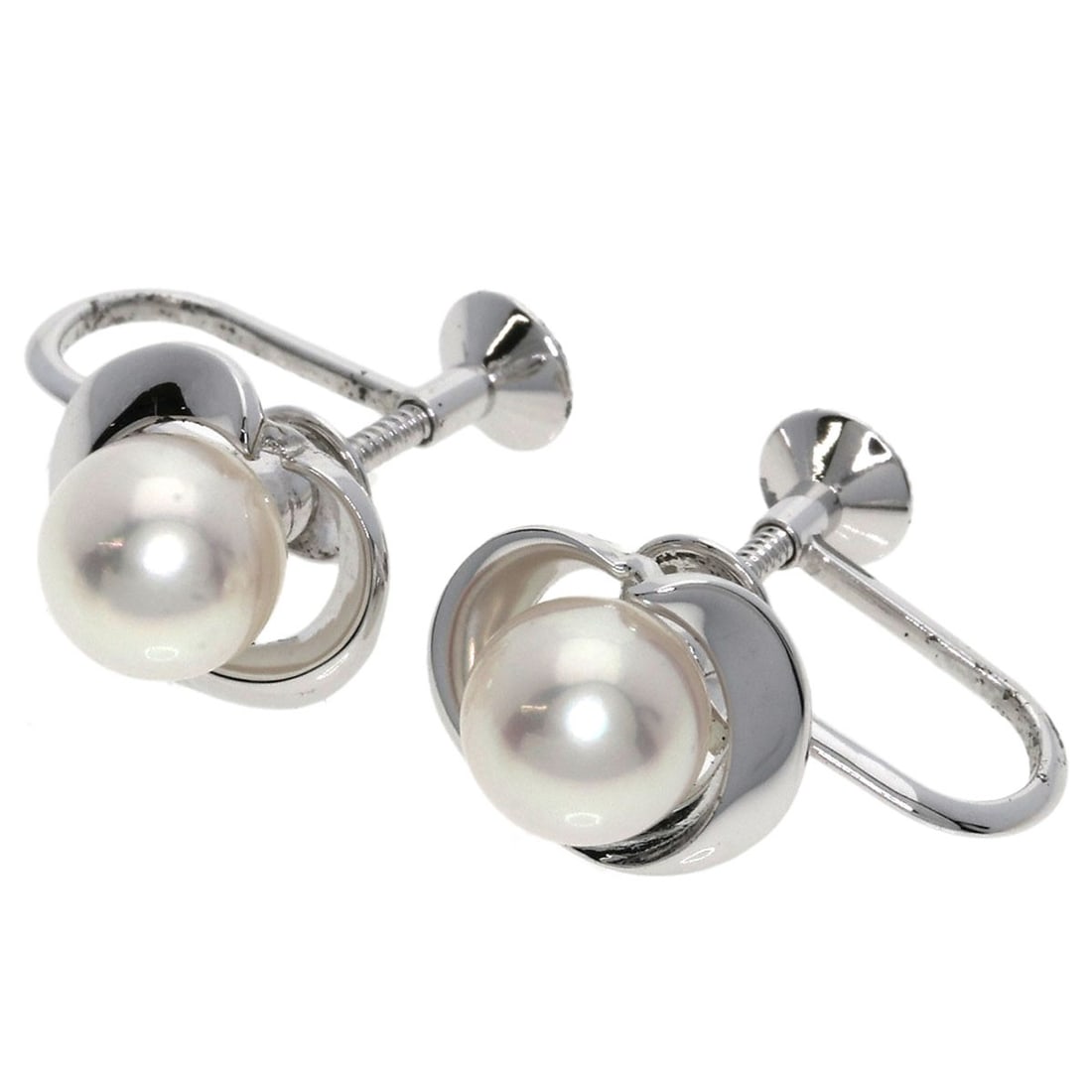 Silver MIKIMOTO Pearl Earring: Silver MIKIMOTO Pearl Earring This listing features Silver MIKIMOTO Pearl Earring. Item specifics are provided below. Item Specifics: Brand: MIKIMOTO Style: Earring Material: Silver Metal: SV Main