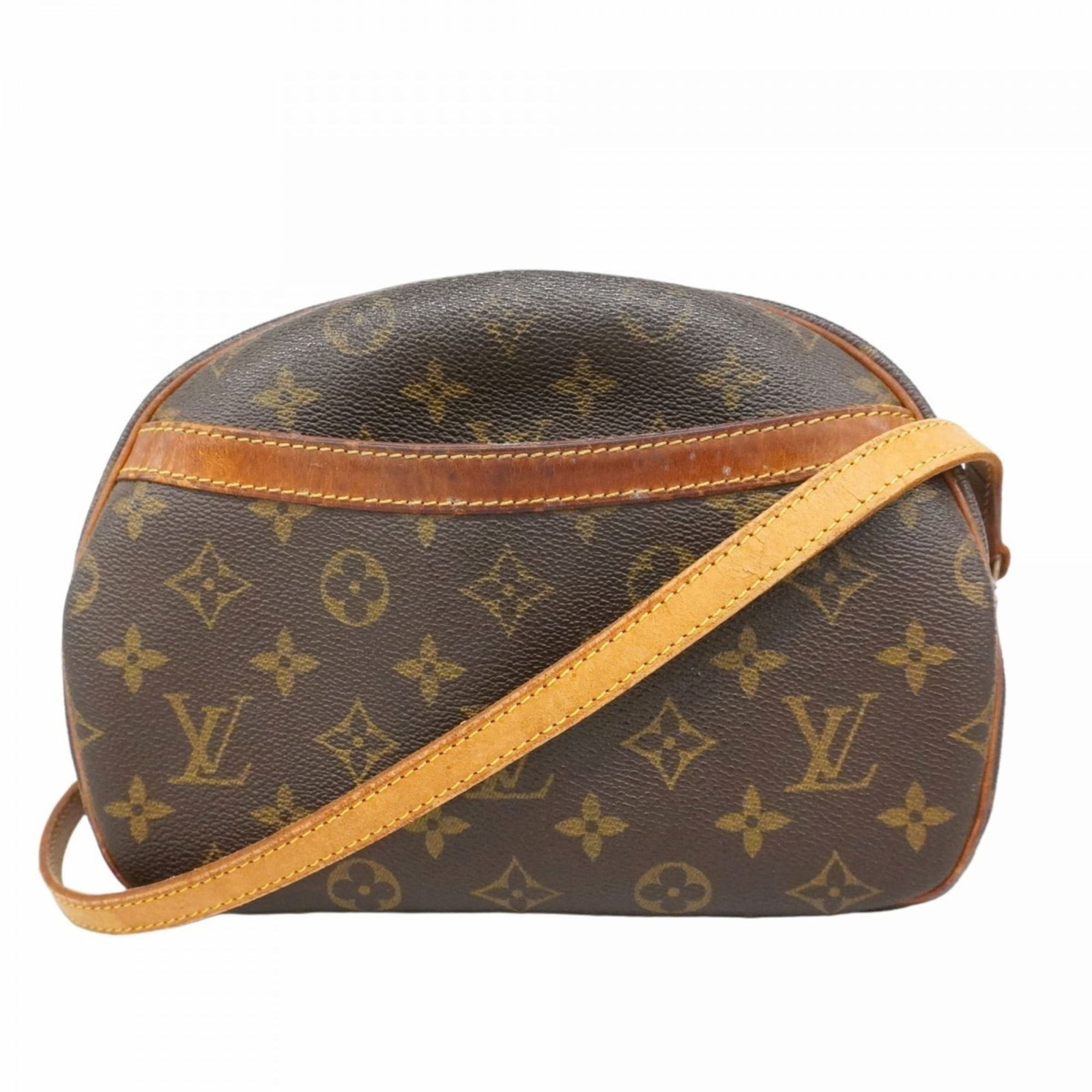 Bag Louis Vuitton Shoulder: Bag Louis Vuitton Shoulder This listing features Bag Louis Vuitton Shoulder. Item specifics are provided below. Item Specifics: Brand: Louis Vuitton Type: Shoulder Bag Color: Brown Gender: Women Size