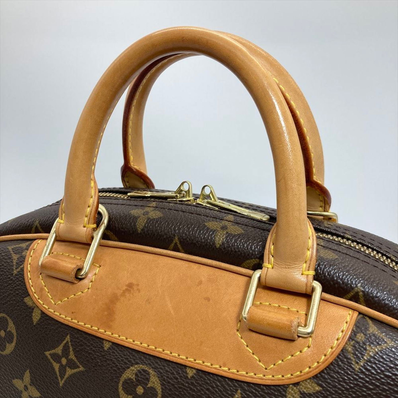 Monogram Louis Vuitton Handbag - 6