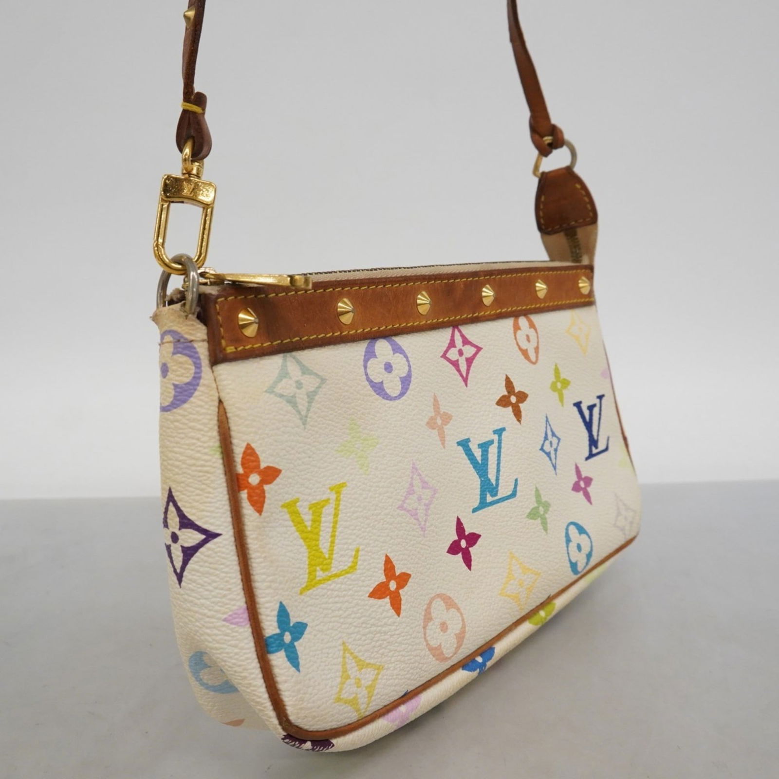 Pouch Louis Vuitton - 2