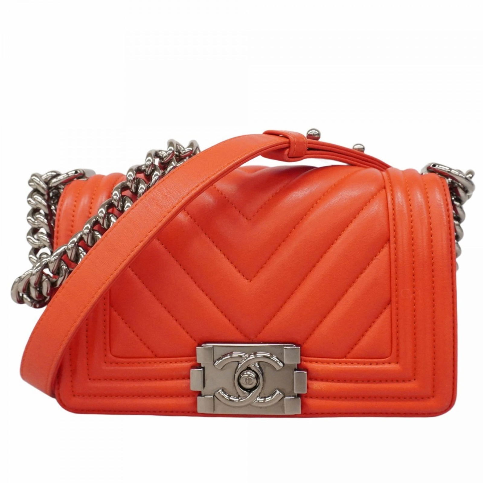 Leather Chanel Shoulder Bag: Leather Chanel Shoulder Bag This listing features Leather Chanel Shoulder Bag. Item specifics are provided below. Item Specifics: Brand: Chanel Type: Shoulder Bag Material: Leather Leather/Fur Type: