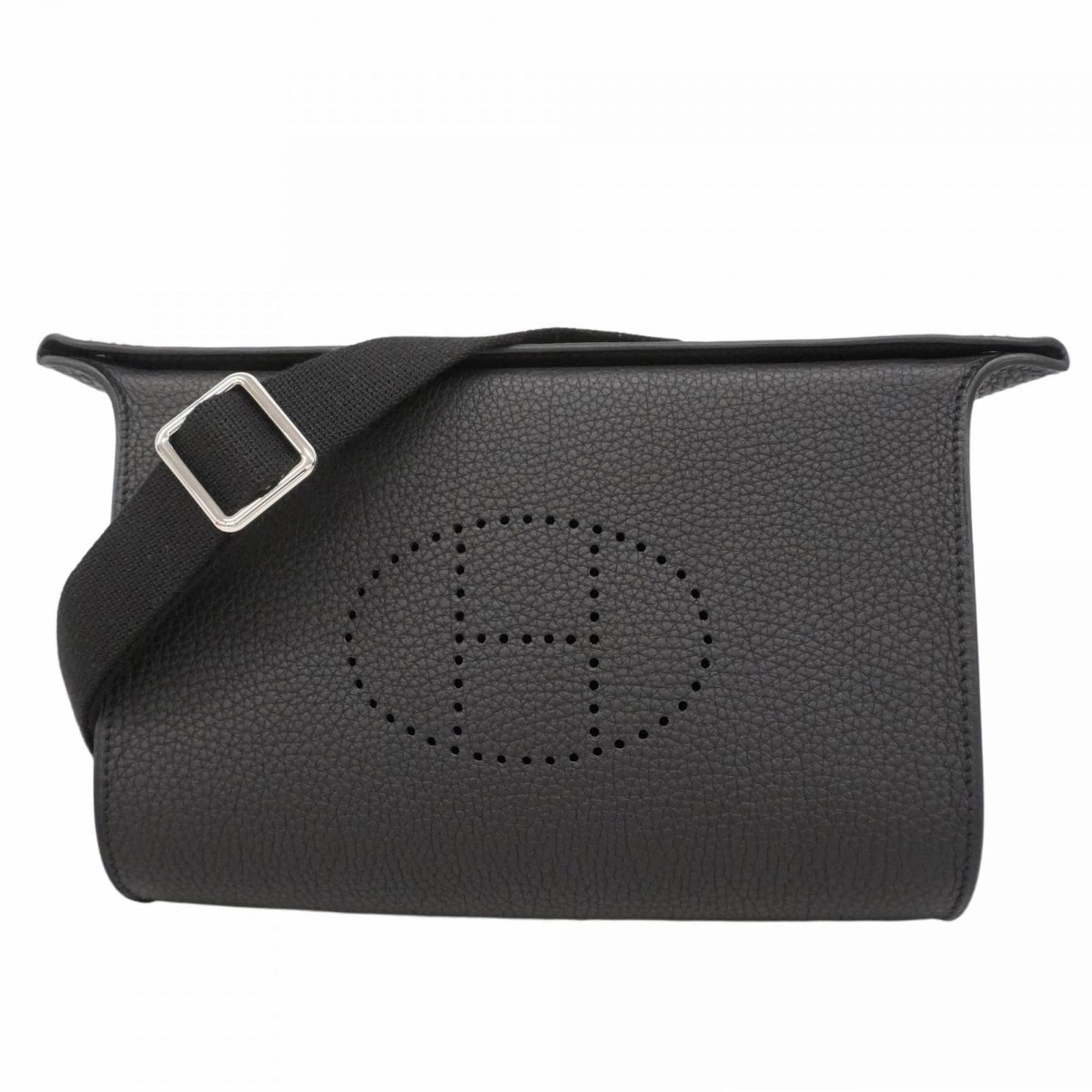Leather Hermes Shoulder Bag Togo: Leather Hermes Shoulder Bag Togo This listing features Leather Hermes Shoulder Bag Togo. Item specifics are provided below. Item Specifics: Brand: Hermes Type: Shoulder Bag Material: Togo Leather