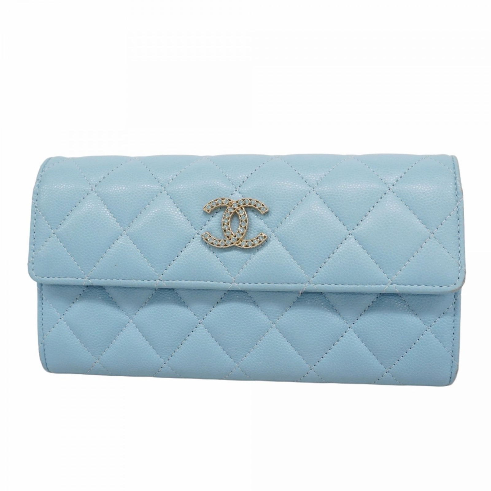 Calfskin Chanel Long Wallet (Bi-Fold) Grained: Calfskin Chanel Long Wallet (Bi-Fold) Grained This listing features Calfskin Chanel Long Wallet (Bi-Fold) Grained. Item specifics are provided below. Item Specifics: Brand: Chanel Type: Long Wallet