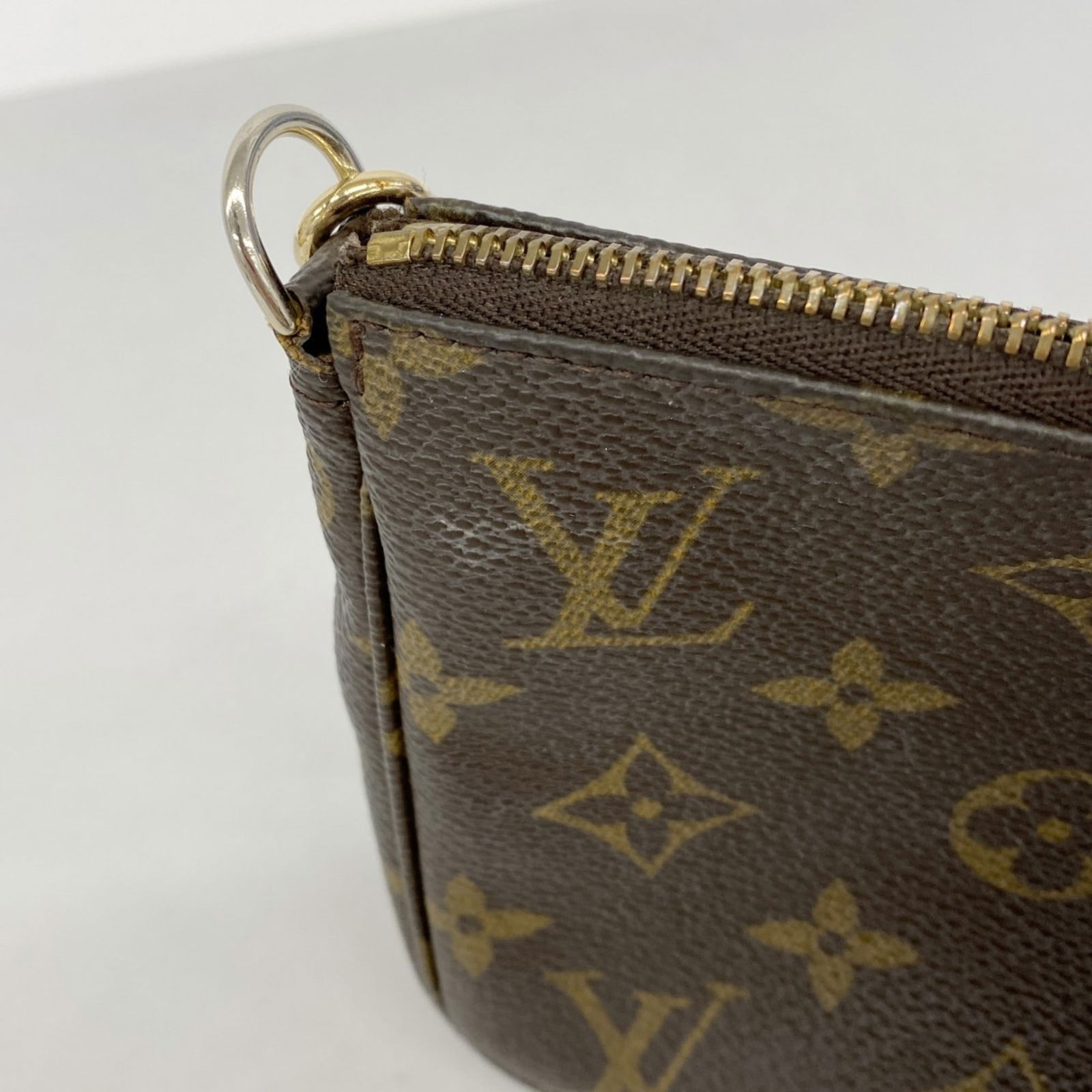 Pouch Louis Vuitton - 10