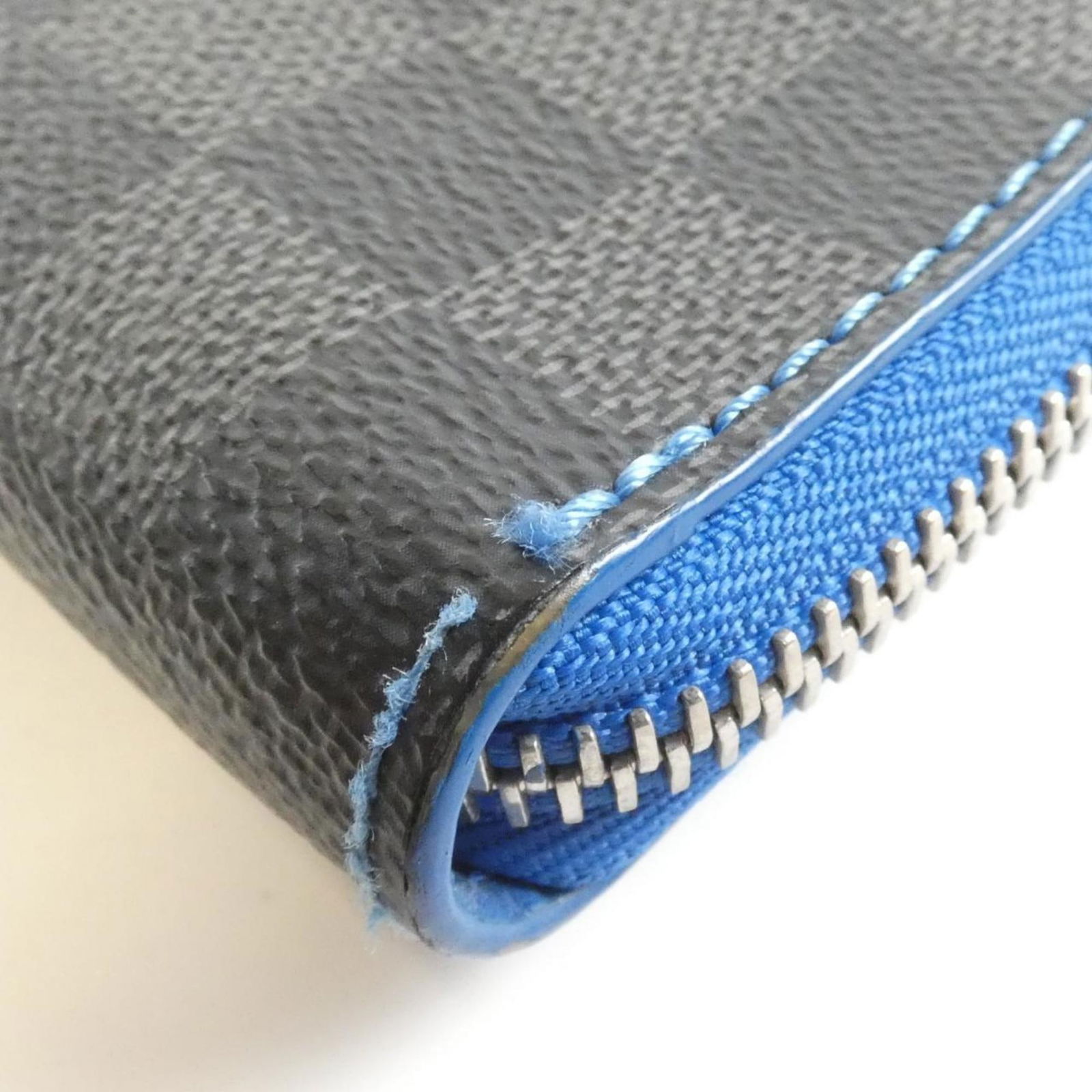 Pochette - Louis Vuitton Handbag - 5