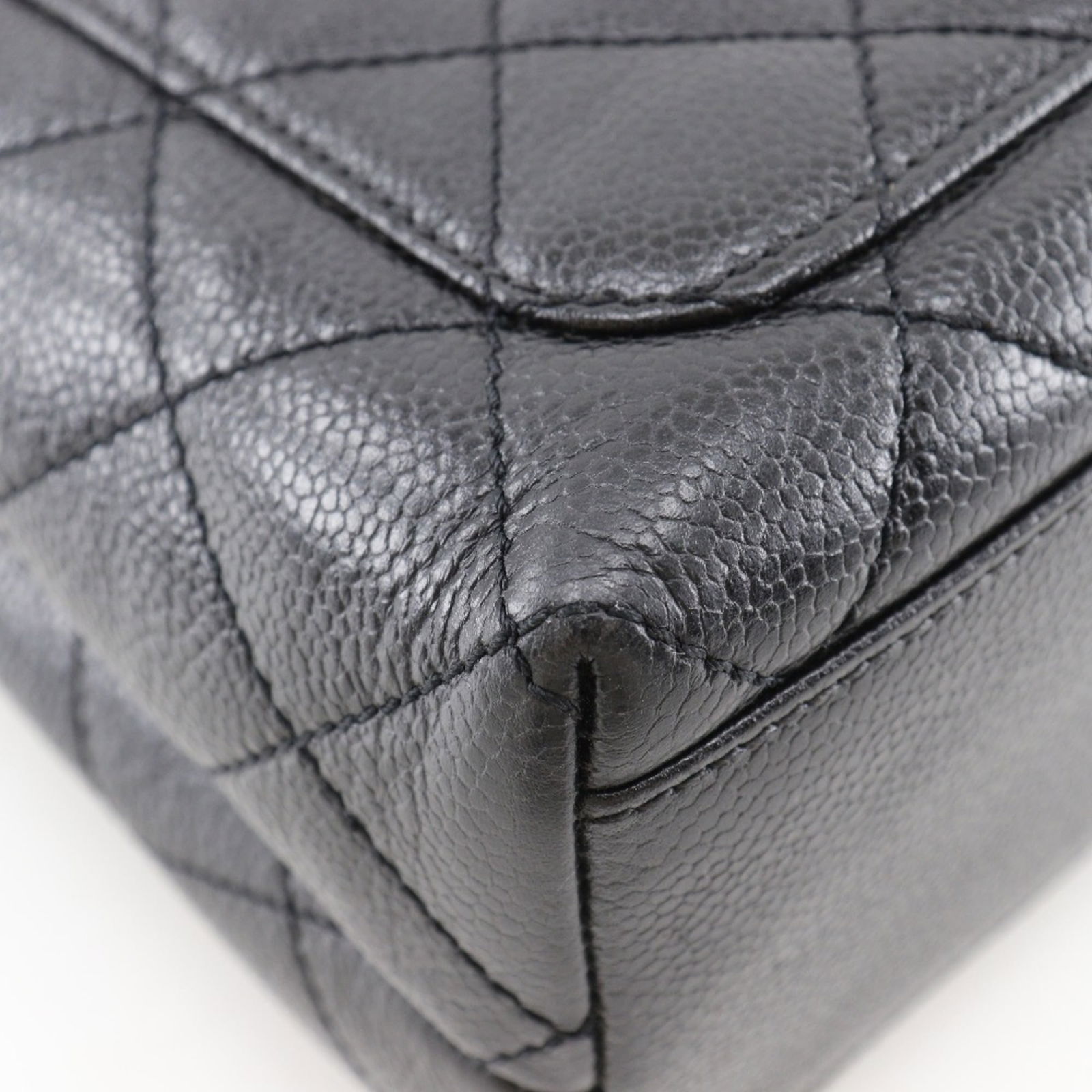 Calfskin Chanel Handbag Grained - 6