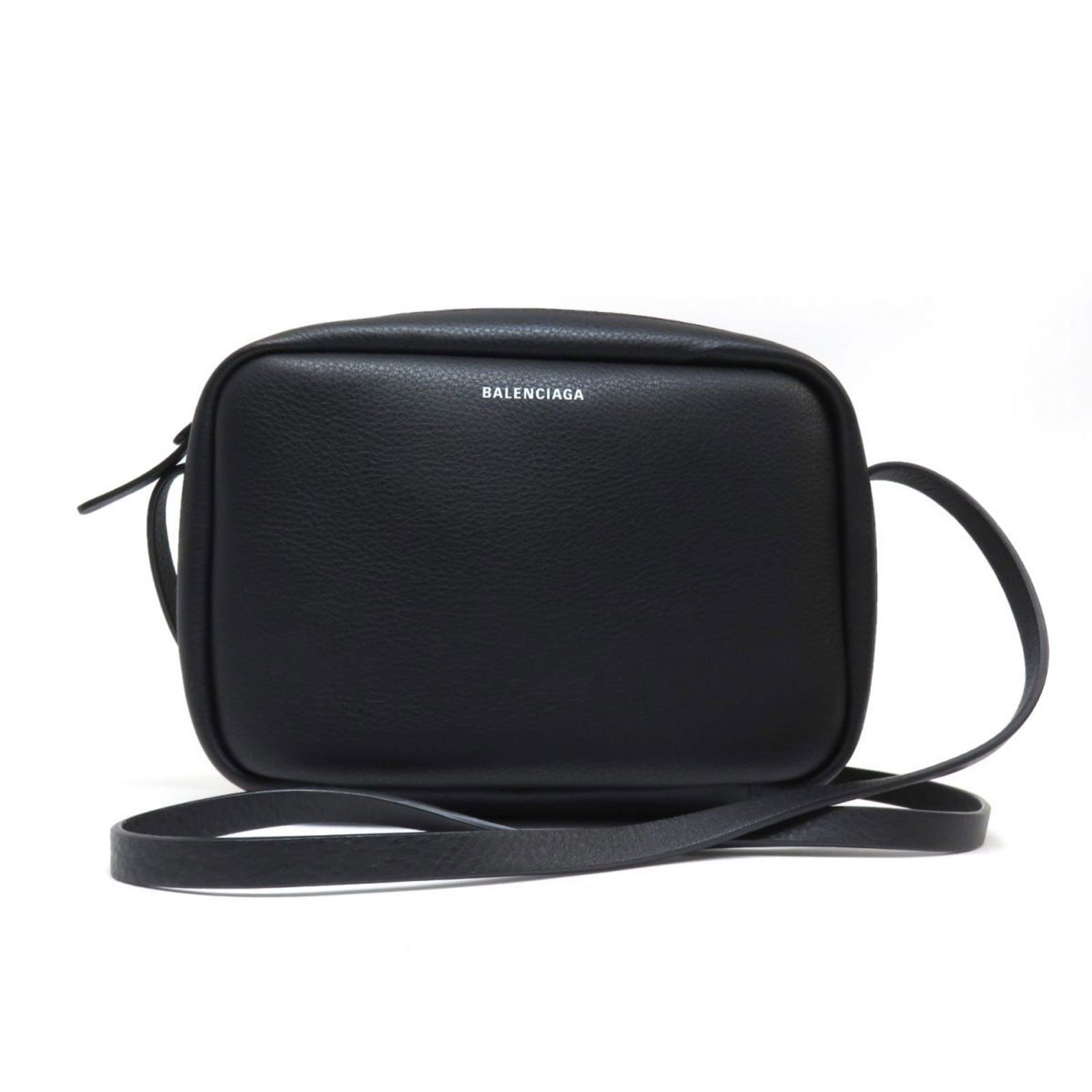 Bag Balenciaga Shoulder: Bag Balenciaga Shoulder This listing features Bag Balenciaga Shoulder. Item specifics are provided below. Item Specifics: Brand: Balenciaga Type: Shoulder Bag Color: Black Closure: Zipper Gender: Wome