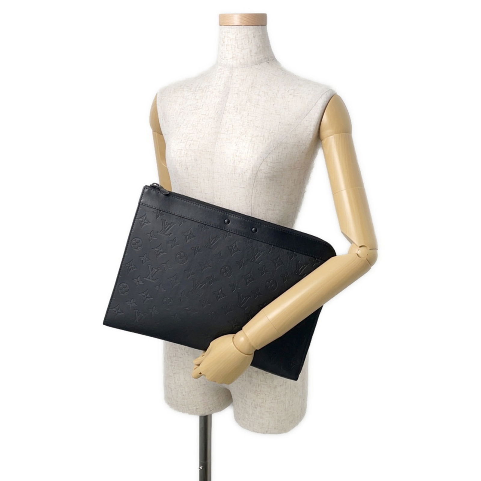 Shadow Louis Vuitton Pochette Monogram - 4