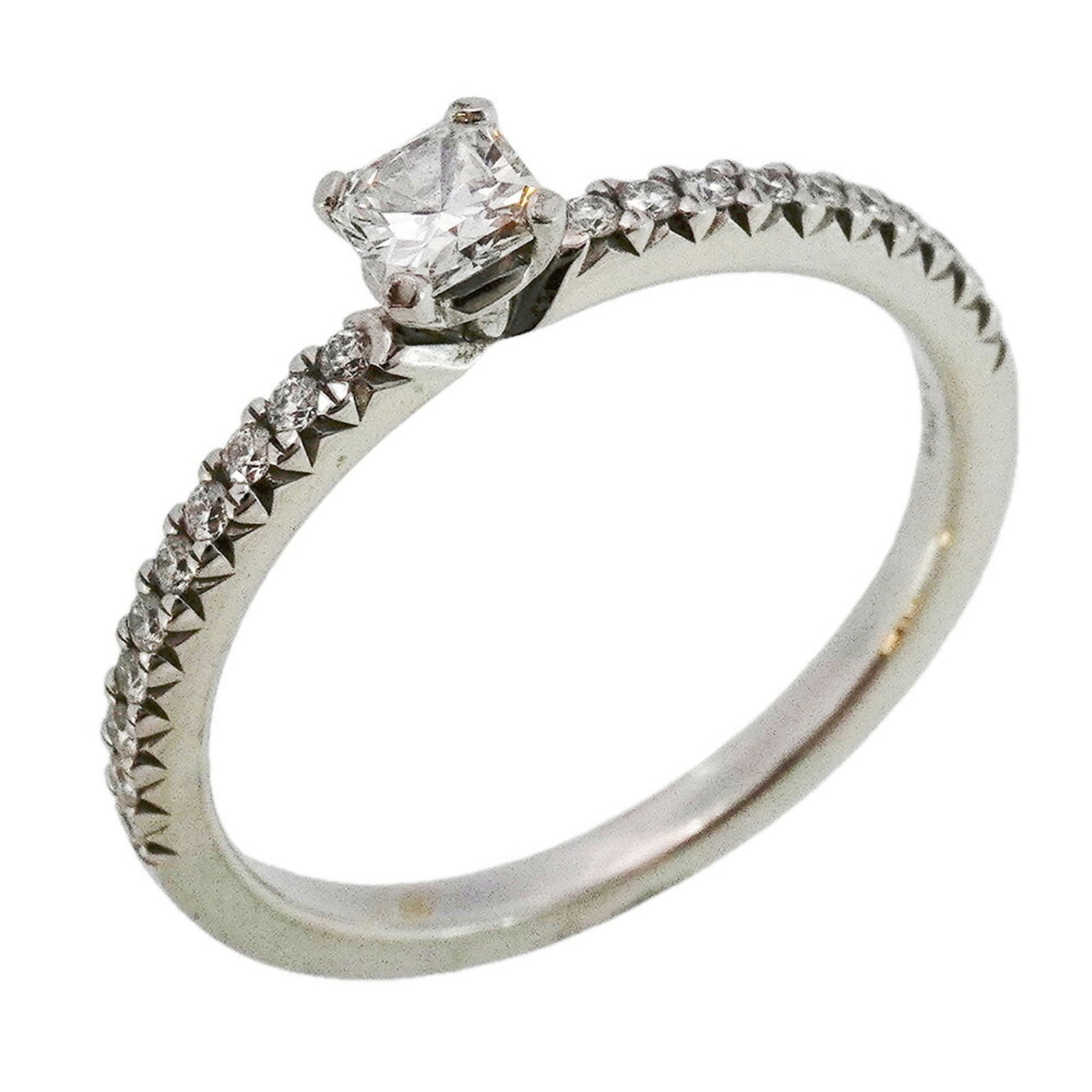 950 Tiffany Band Ring Platinum: 950 Tiffany Band Ring Platinum This listing features 950 Tiffany Band Ring Platinum. Item specifics are provided below. Item Specifics: Brand: Tiffany Type: Band Ring Gender: Women Material: