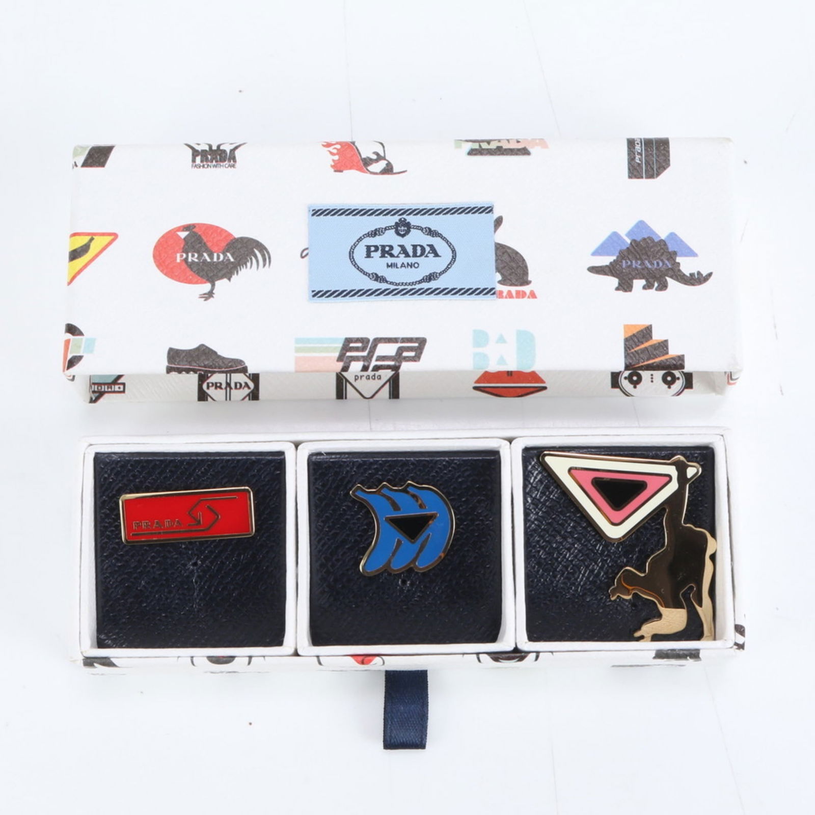 Brooch Prada (1 of 6)