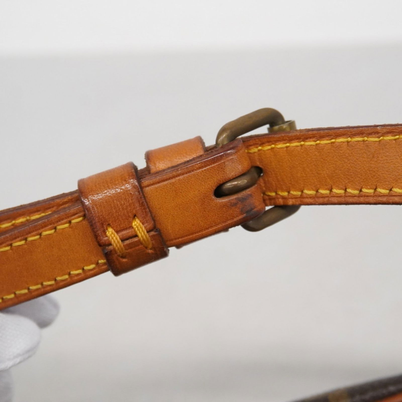 Bag Louis Vuitton Shoulder - 16